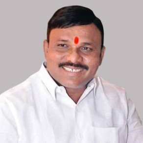 कर्जतच्या विकासाचा रोडमॅप कुठे?; प्रथम नगराध्यक्ष नामदेव राऊत यांचा सचिन घुले यांना थेट सवाल